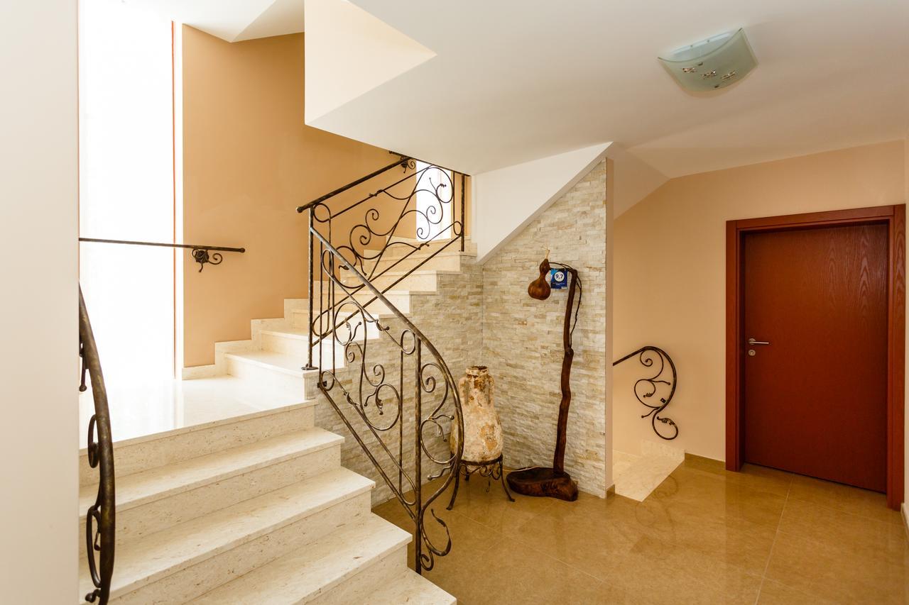 Villa Aria Malinska Esterno foto